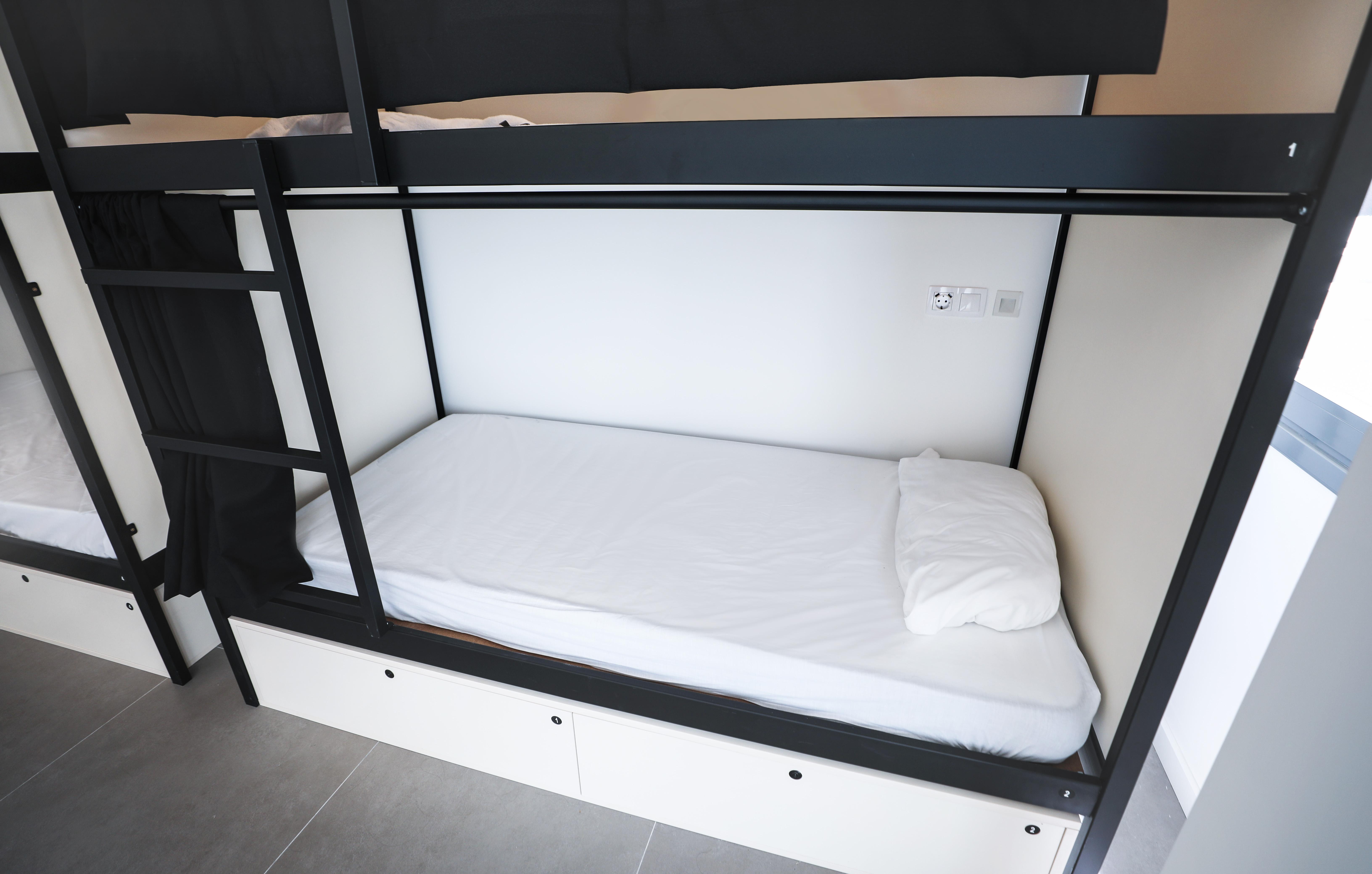Hostel Myd La Latina Madrid Dış mekan fotoğraf