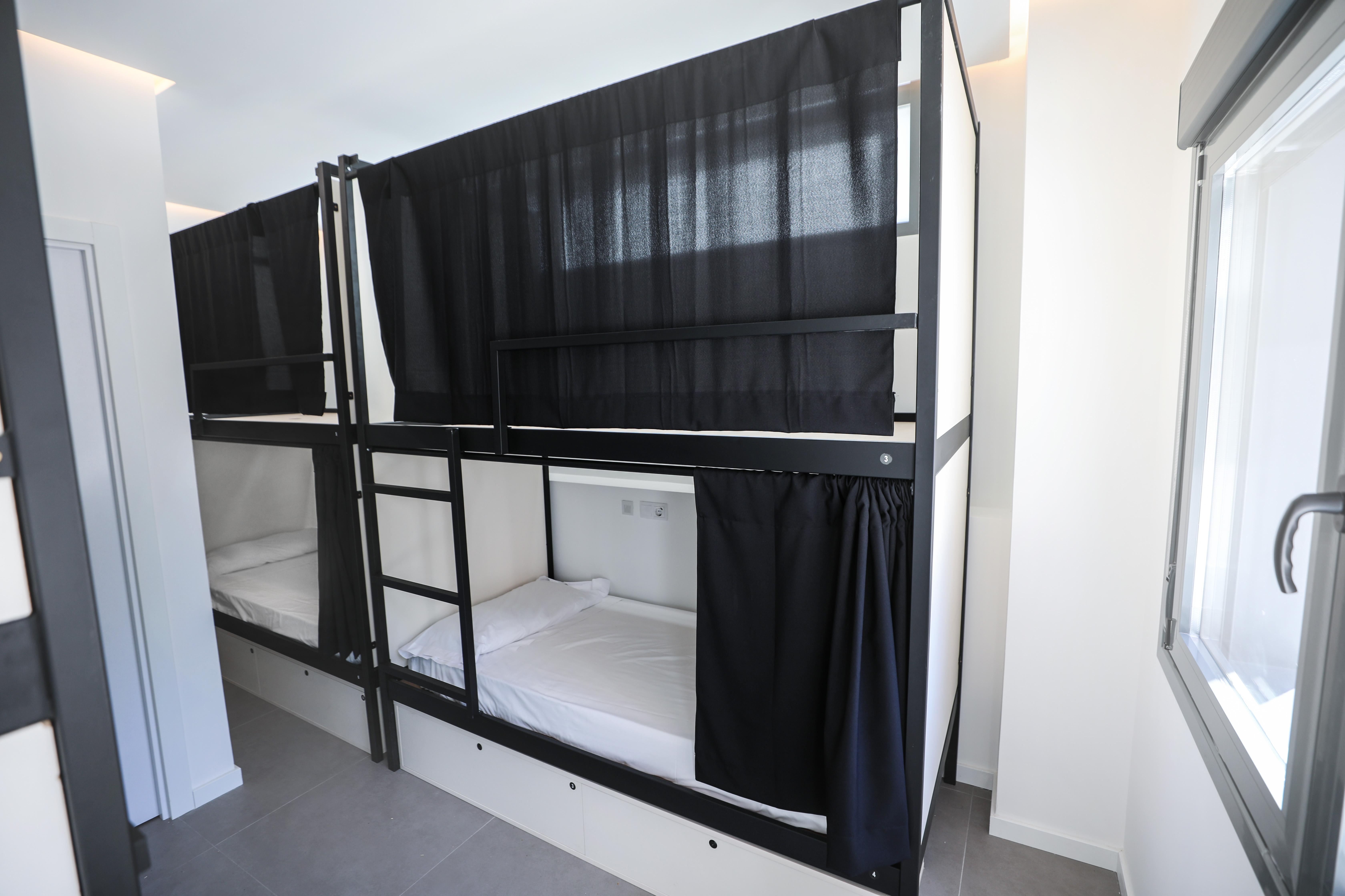 Hostel Myd La Latina Madrid Dış mekan fotoğraf